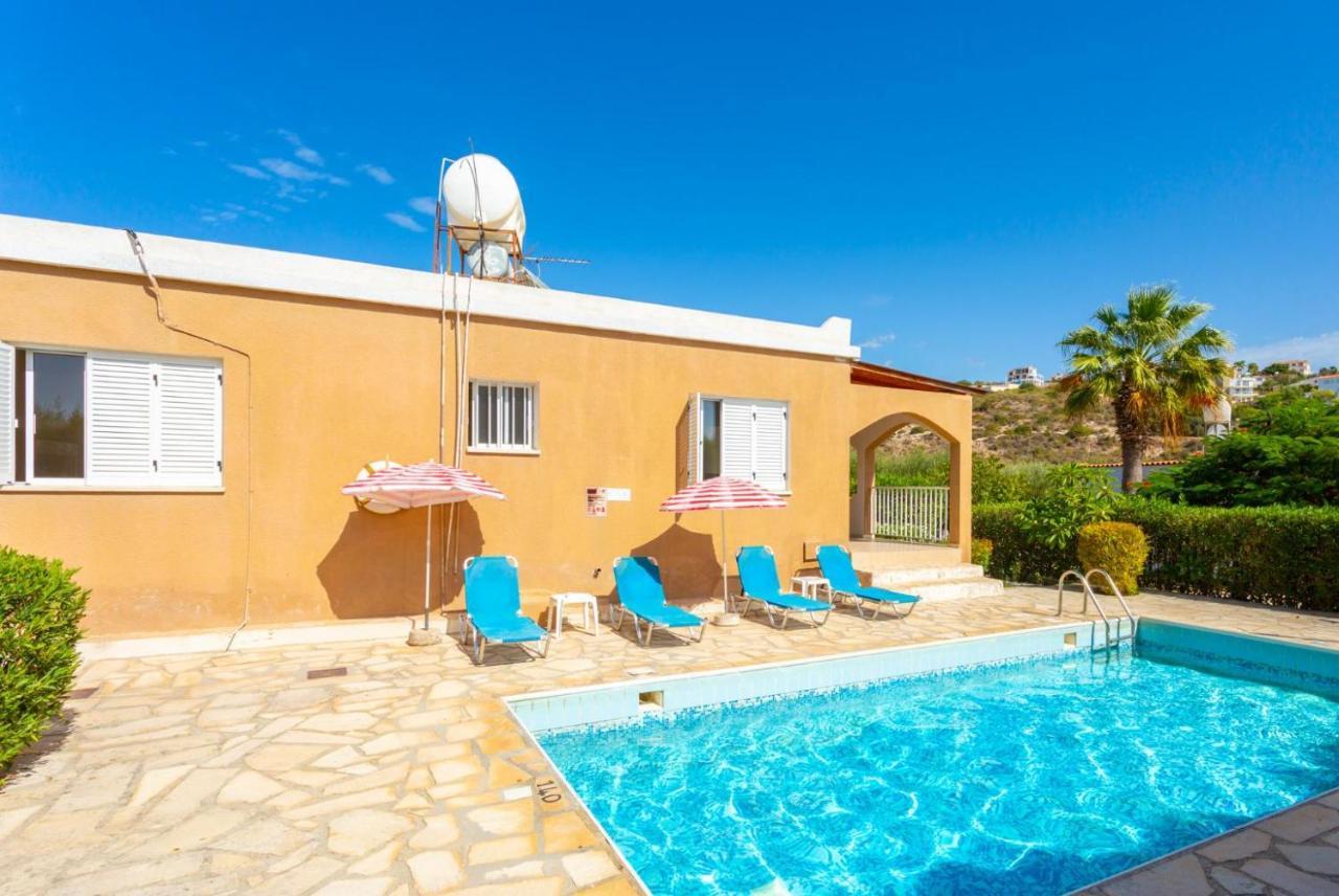 Villa Lela Pente Peyia Exterior photo